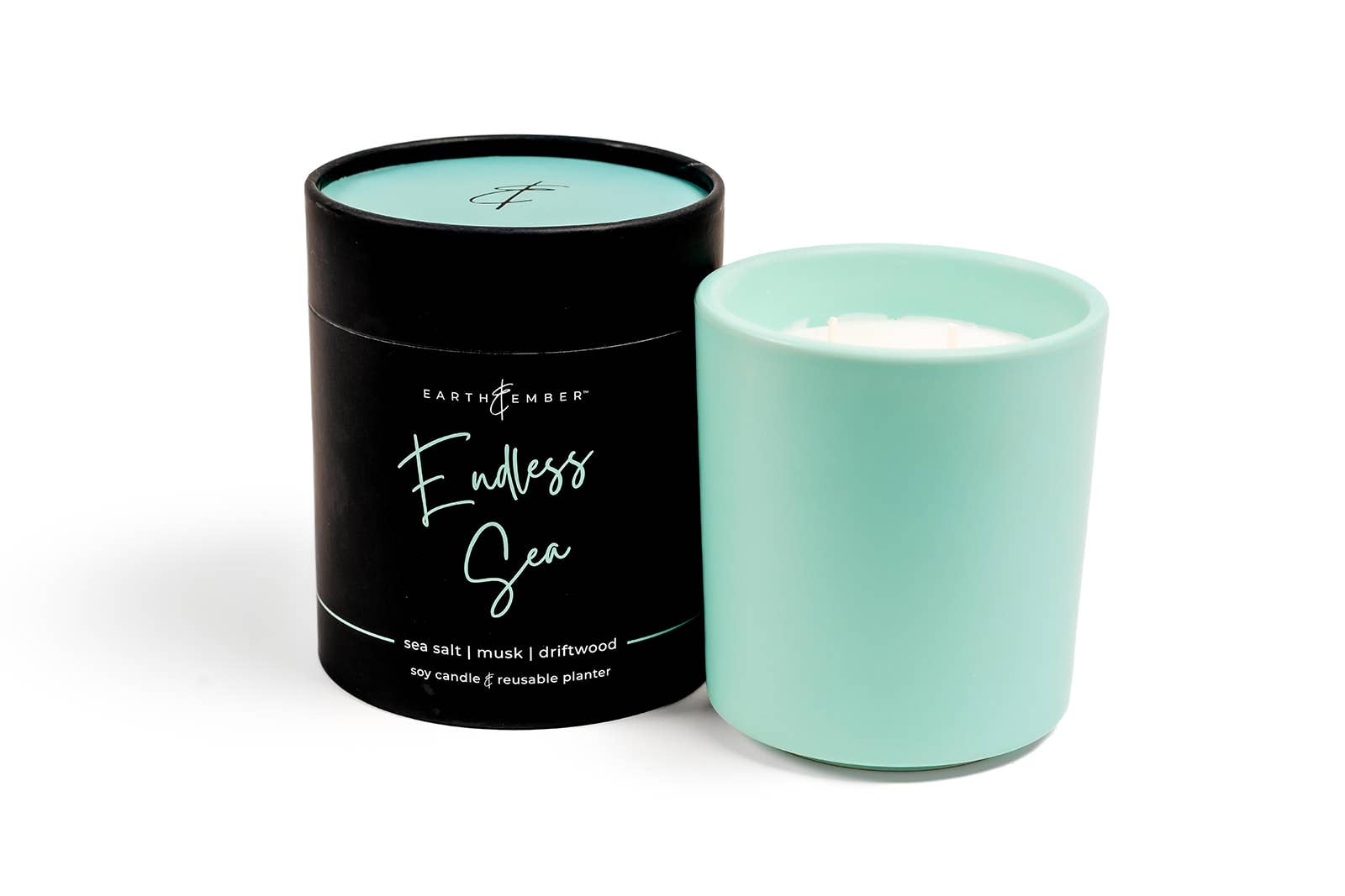 Earth & Ember 13 oz Candle: Endless Sea
