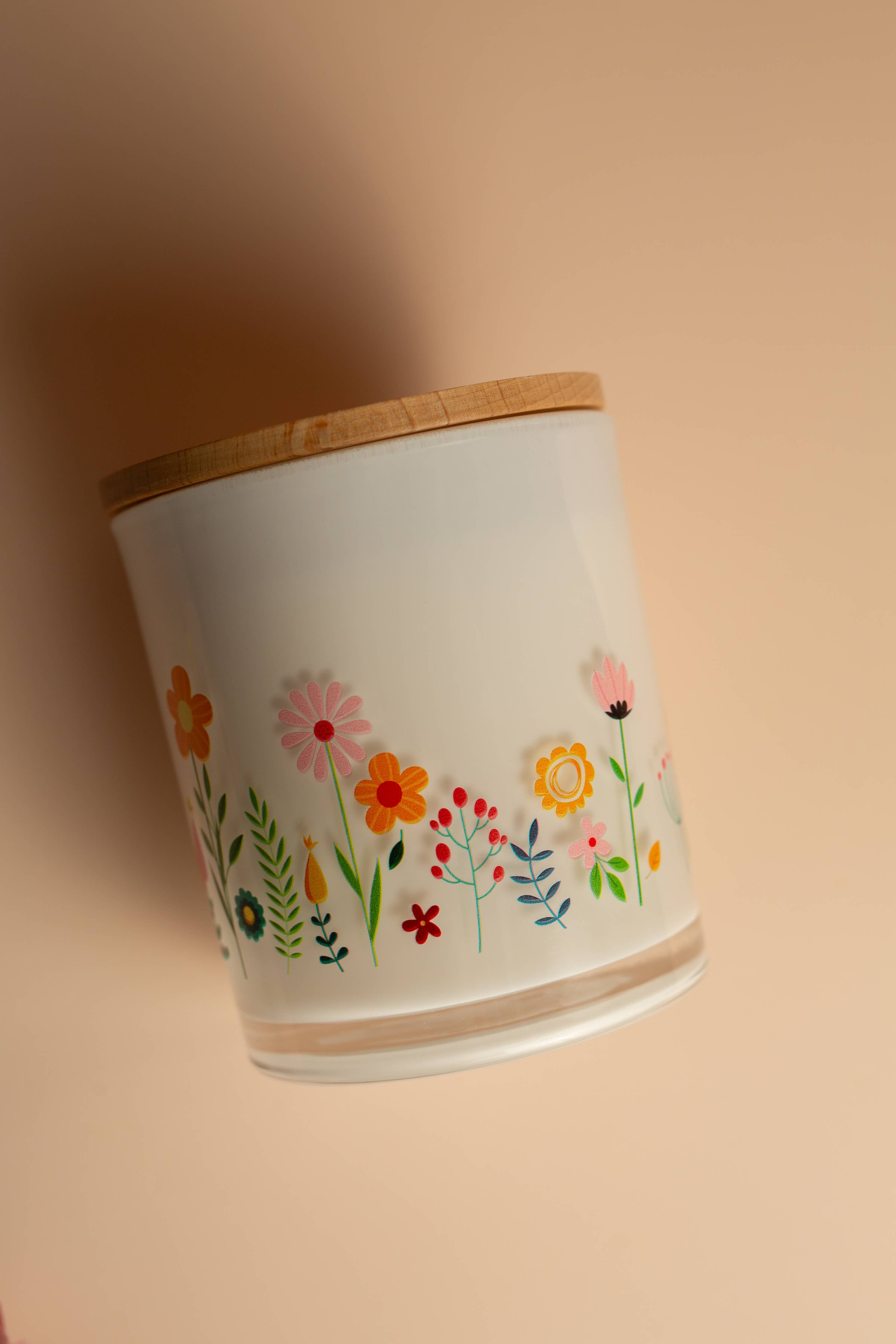 Spring Flowers Soy Candle: Vanilla Brûlée