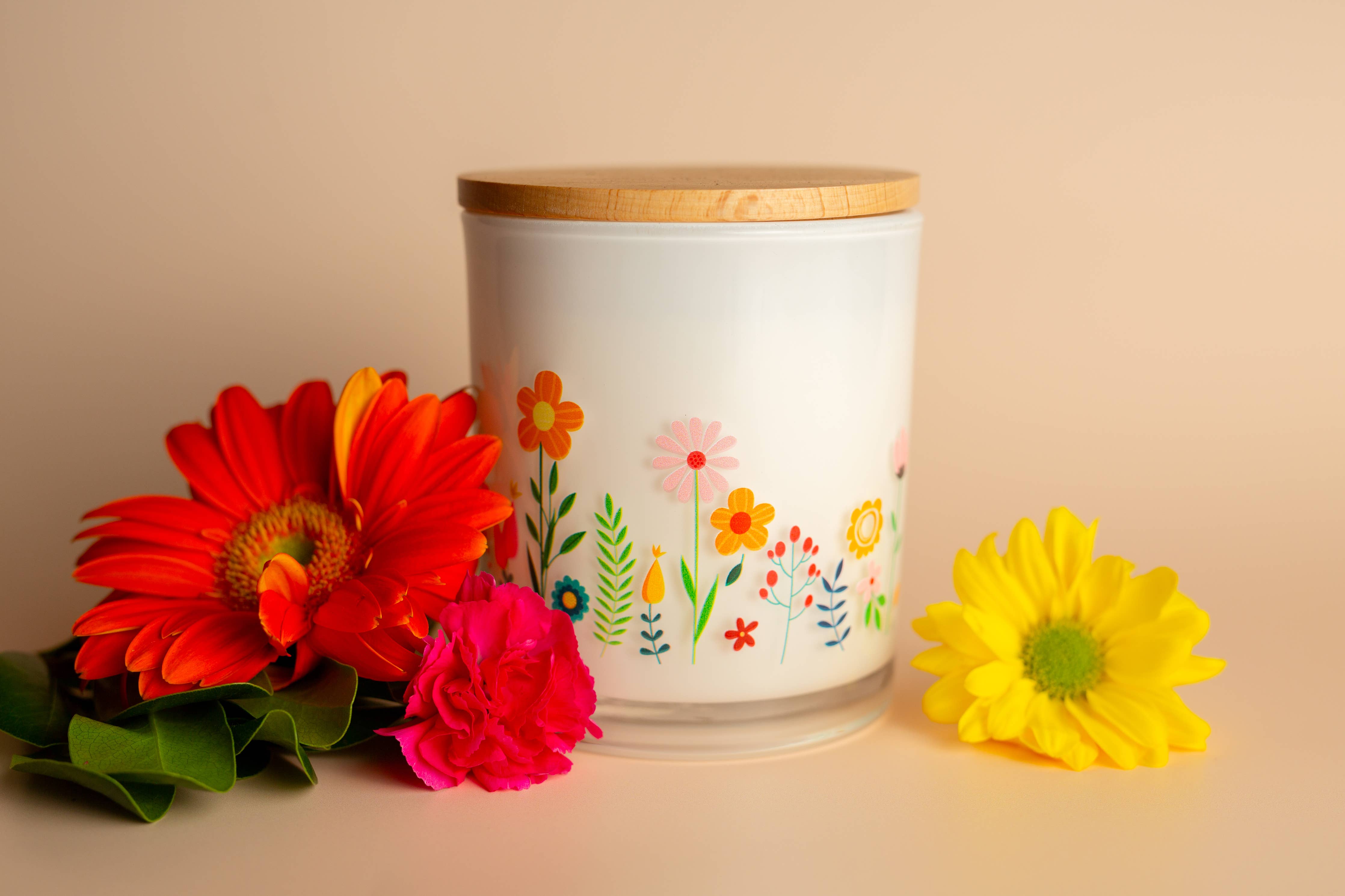 Spring Flowers Soy Candle: Vanilla Brûlée