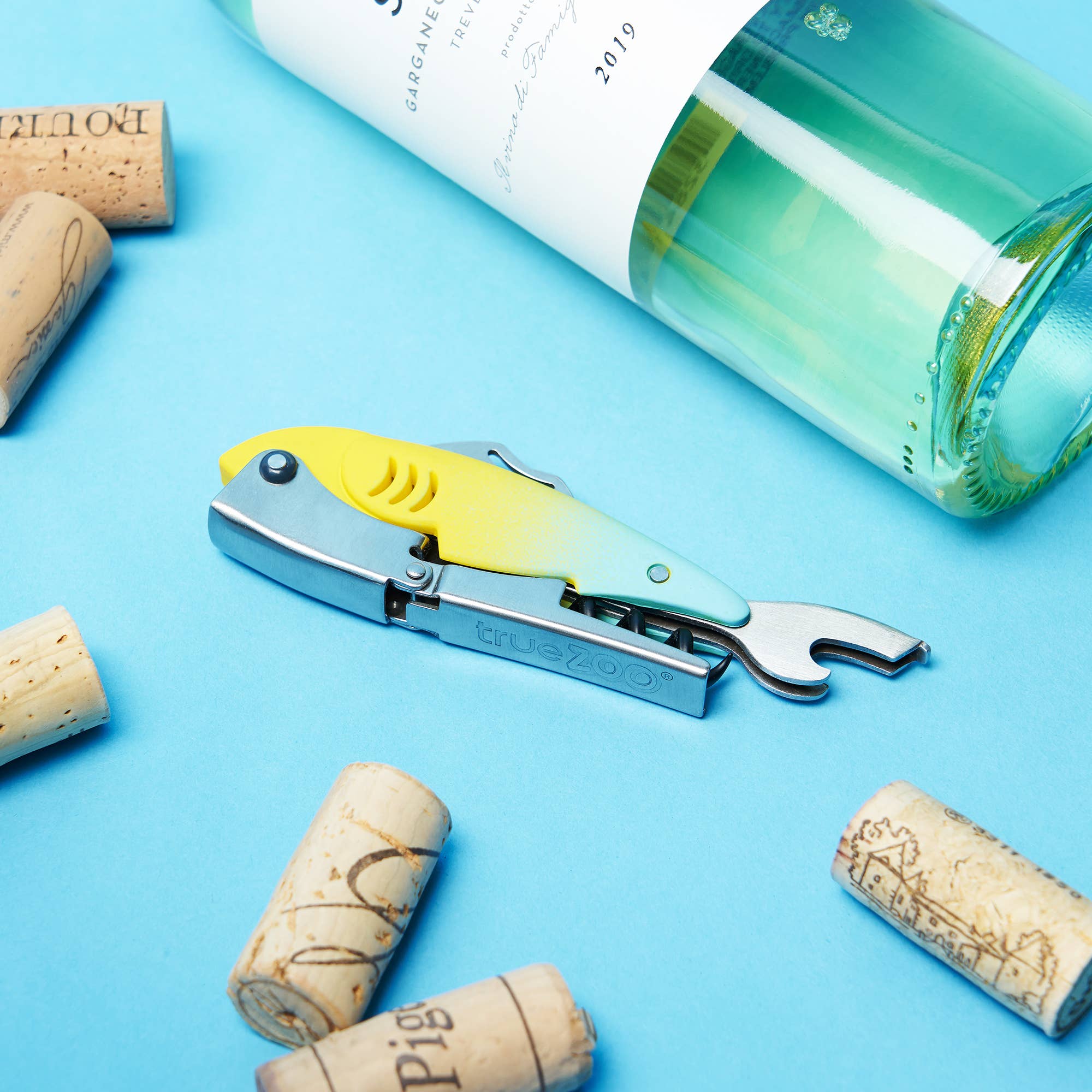 TrueZoo Gillbert Soft-Touch Waiter’s Corkscrew -Ombre Fish
