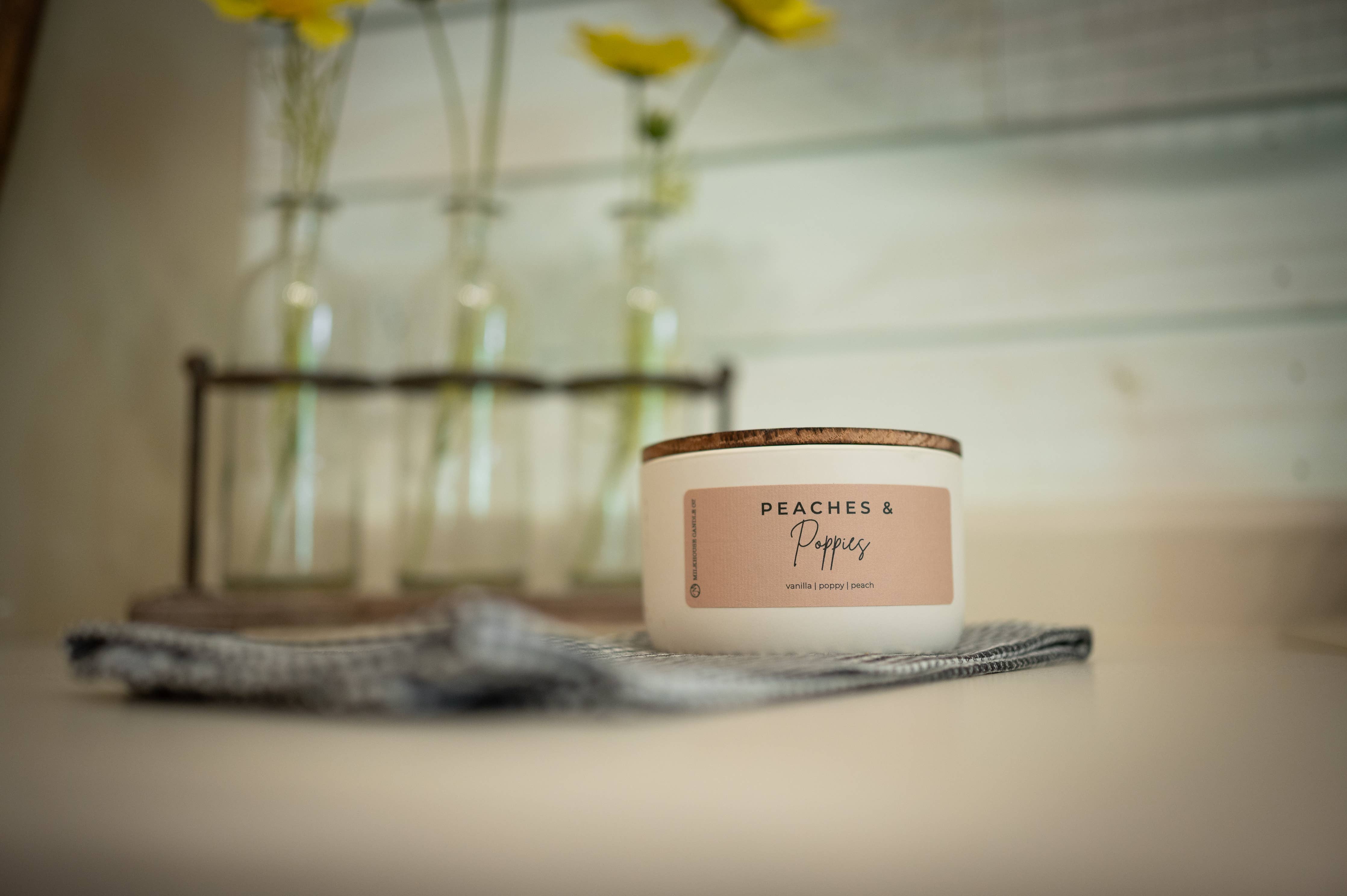 Peaches & Poppies | 10 oz Candle