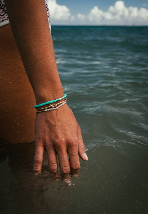 Windansea Bracelet ~ Salty Shells: Turquoise