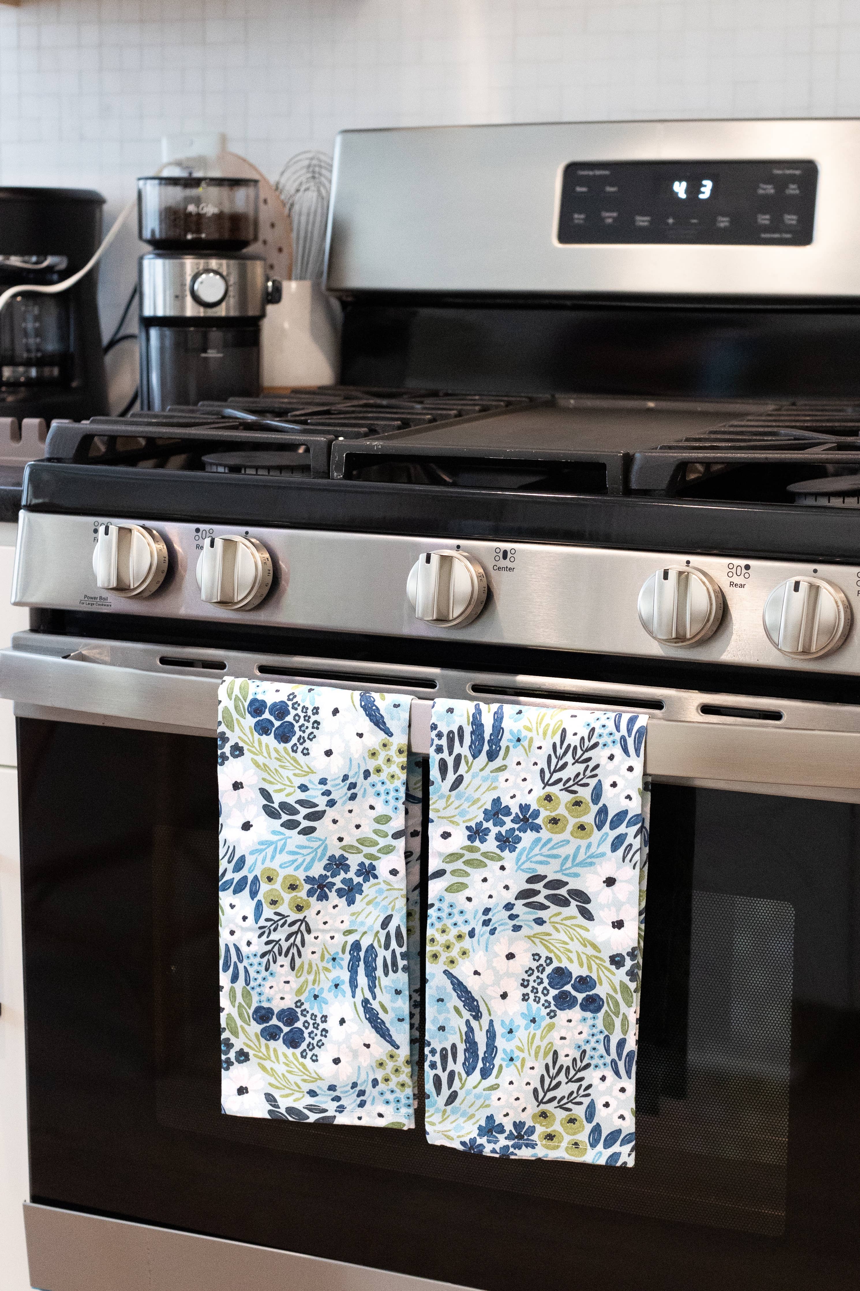 Pack of 2 Waterfall Floral Tea Towels