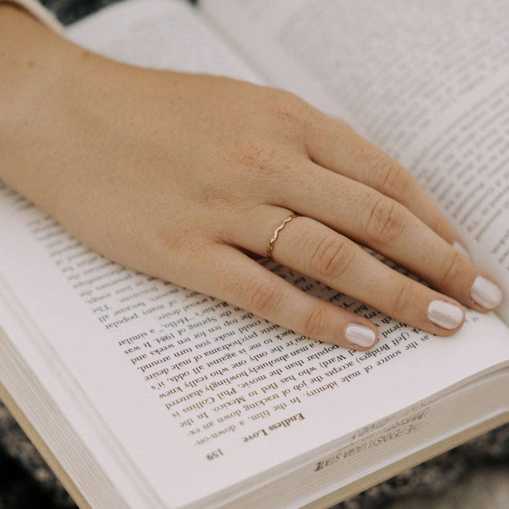 Stevie Gold Filled Wave Ring: 7