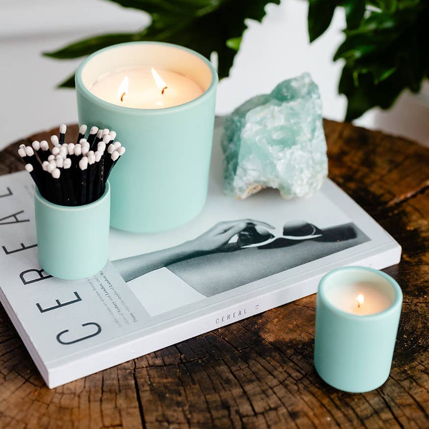 Earth & Ember 13 oz Candle: Endless Sea