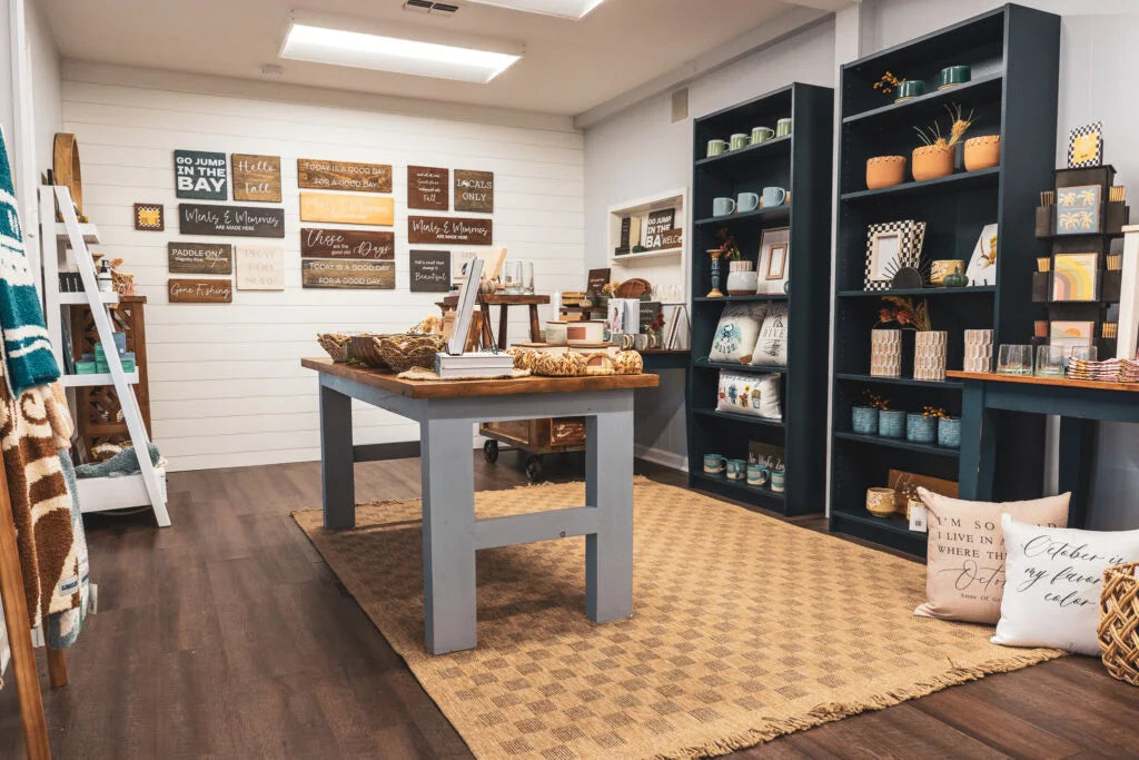 Inside of market   rp