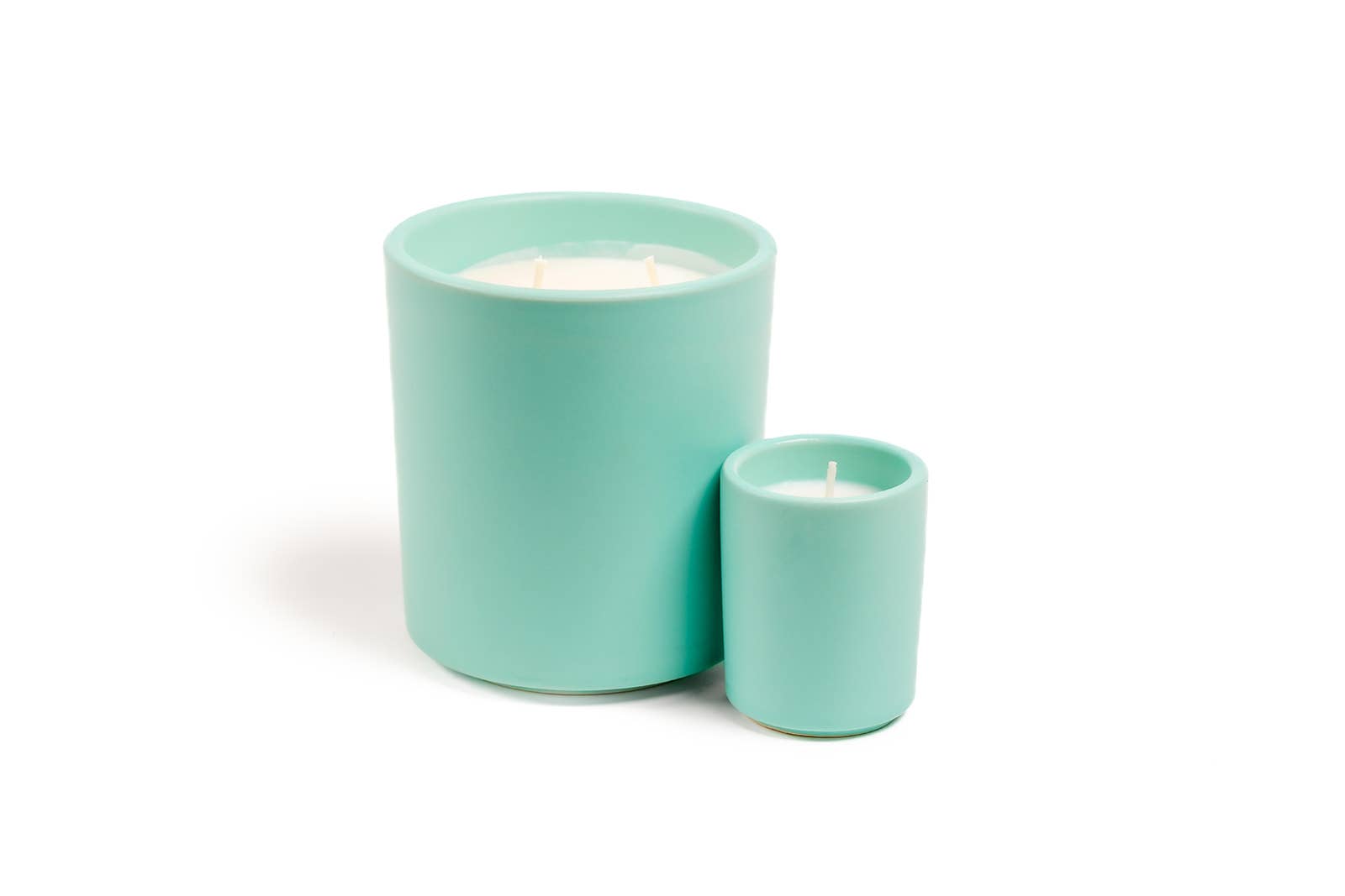Earth & Ember 13 oz Candle: Endless Sea