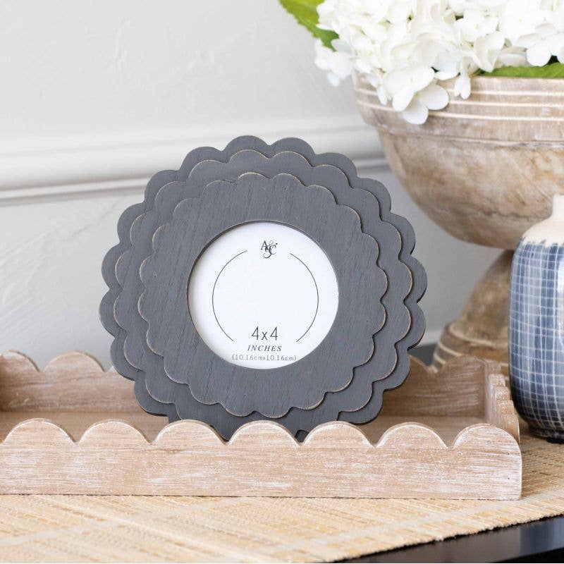 8x8 round scallop photo frame grey (4x4) Home Decor