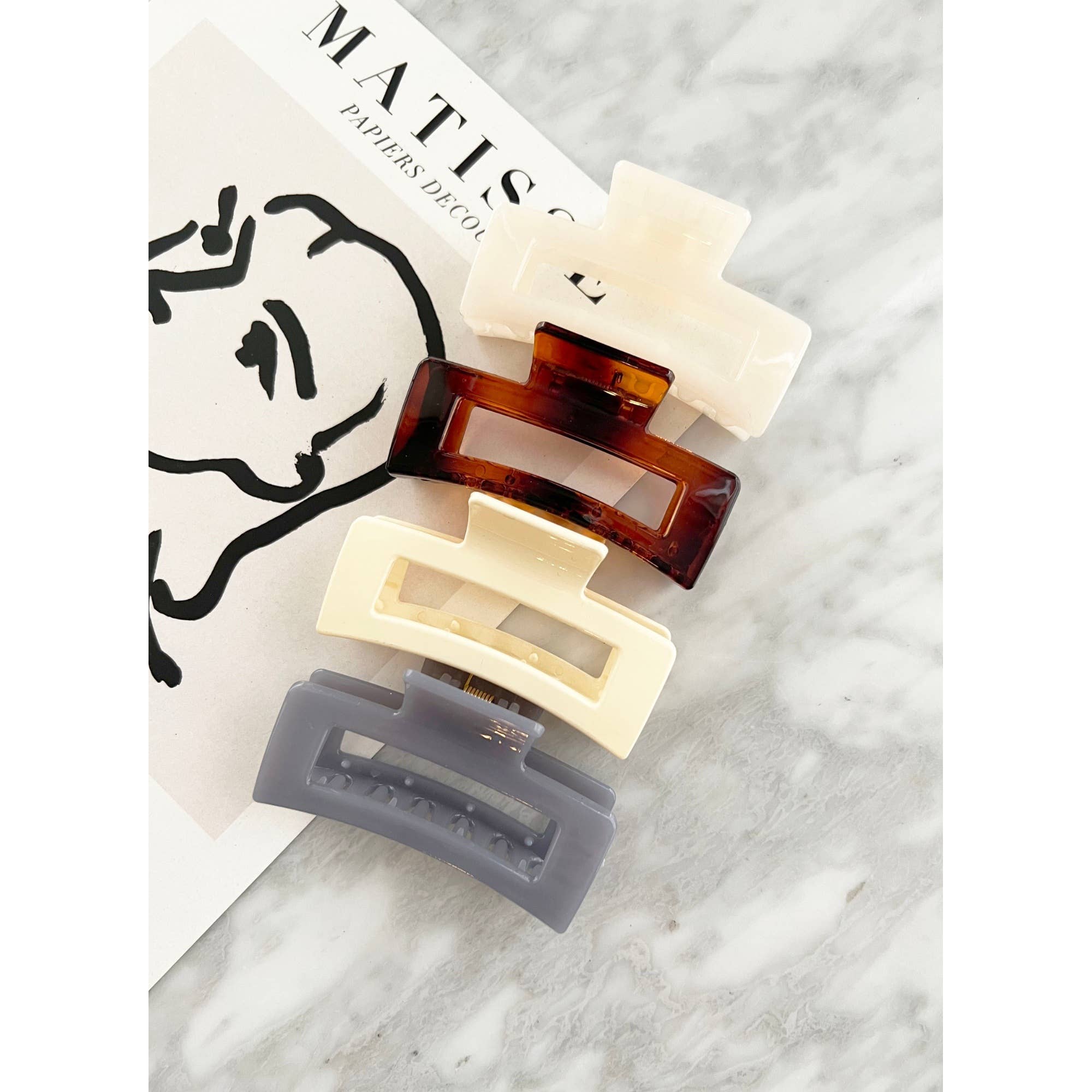 Translucent Acrylic Hair Claw - ADA: ESPRESSO / ONE SIZE