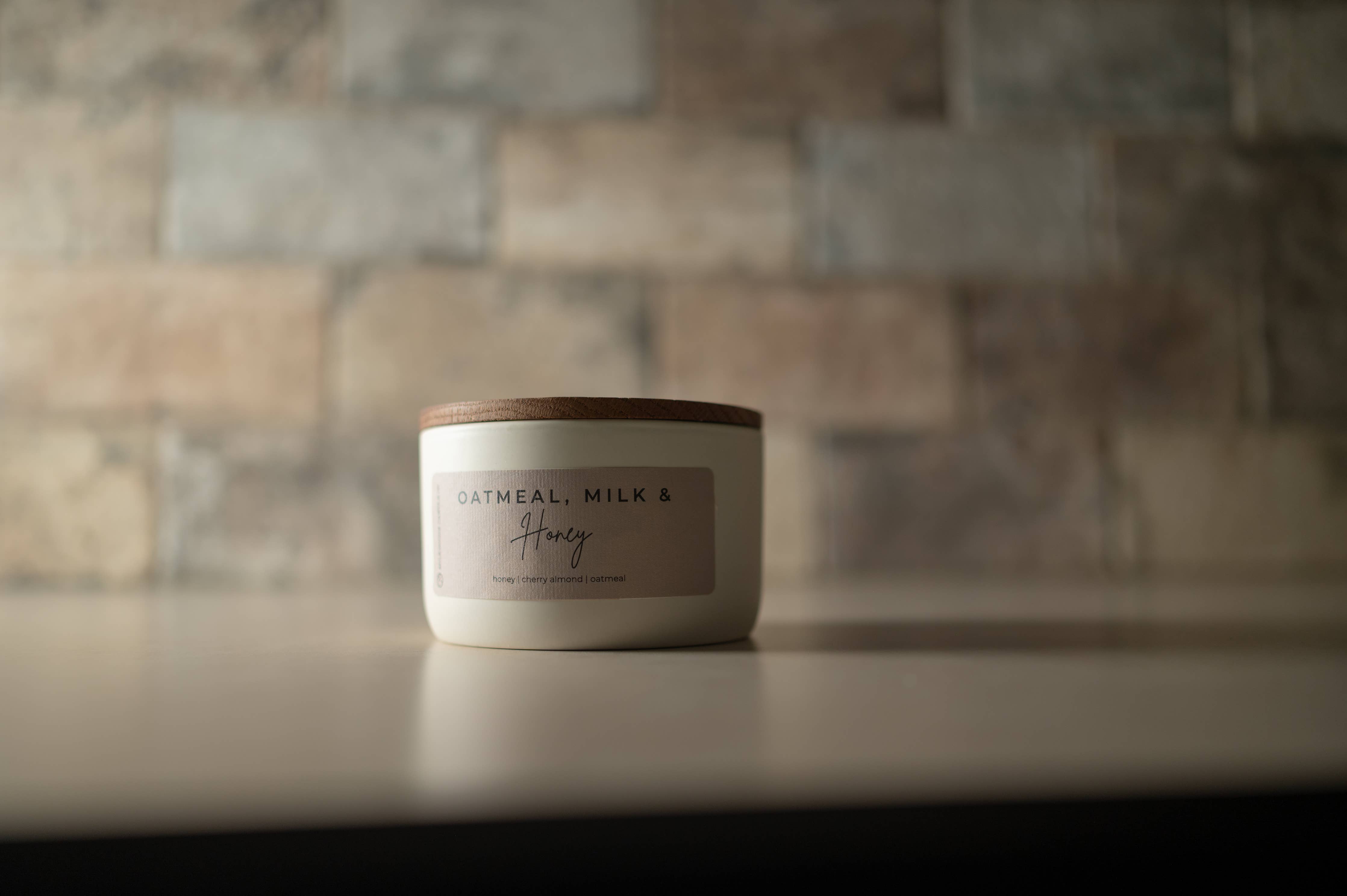 Oatmeal, Milk & Honey | 10 oz Statement Candle